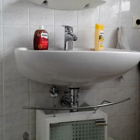 Ruhiges Zimmer direkt an den Leineauen Hemmingen  Exterior foto